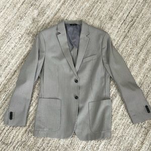 Banana Republic tailored slim fit 42R blazer. Light weight for hot summer day.